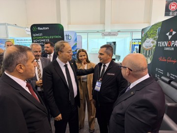 MHP Genel Başkan Yardımcısı ve Samsun Milletvekili Prof. Dr. İlyas Topsakal, SAMED 2026’da Standımızı Ziyaret Etti.